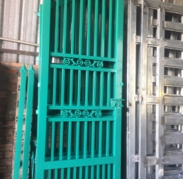 Sơn Tĩnh Điện Cổng Sắt Long An